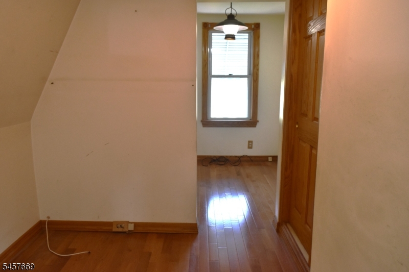 3 Linden Ave