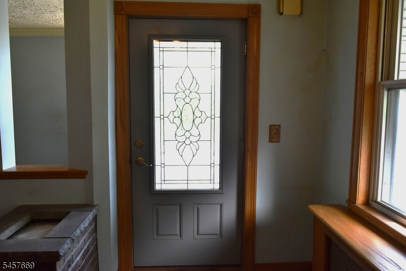 3 Linden Ave