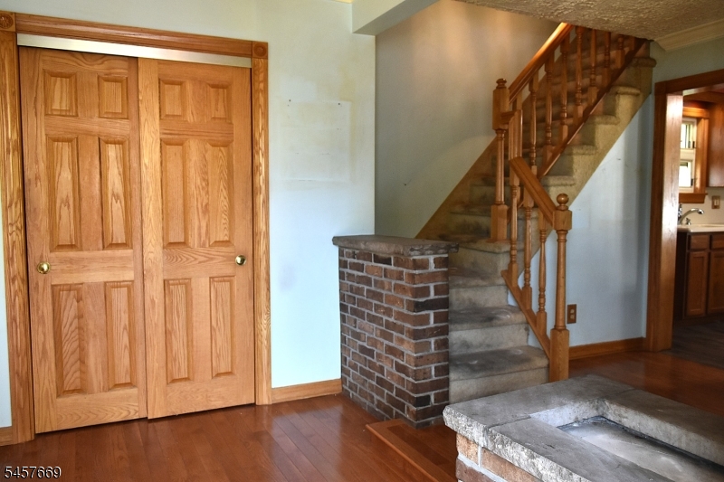 3 Linden Ave