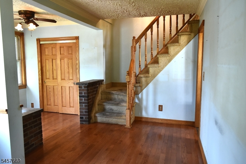 3 Linden Ave