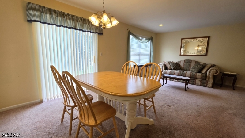 3 Druid Ln
