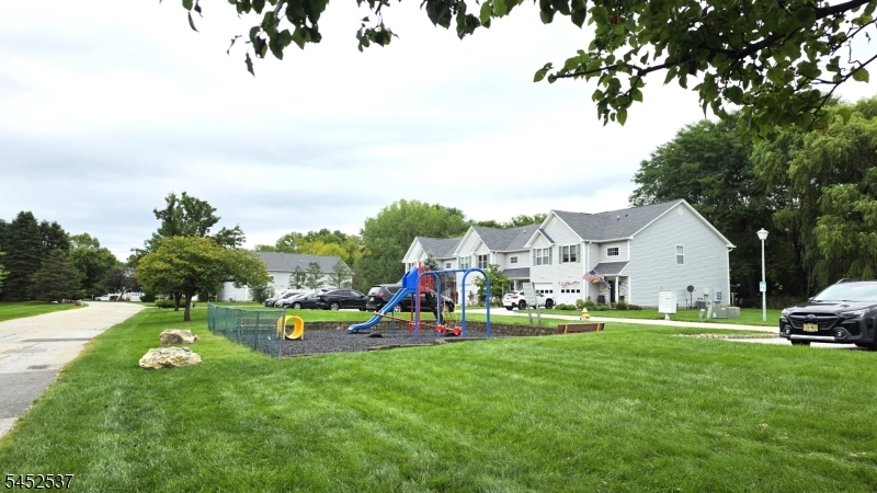 3 Druid Ln