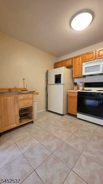 3 Druid Ln