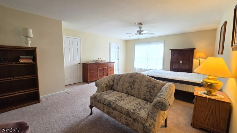 3 Druid Ln
