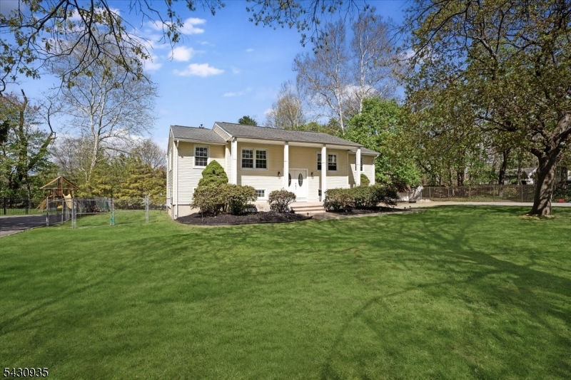 26 Meslar Rd