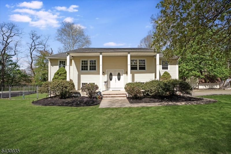 26 Meslar Rd