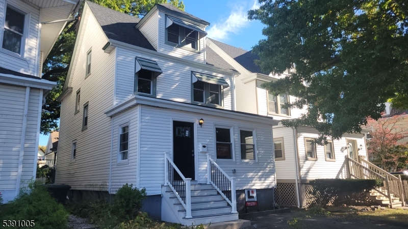 94 Sanford St