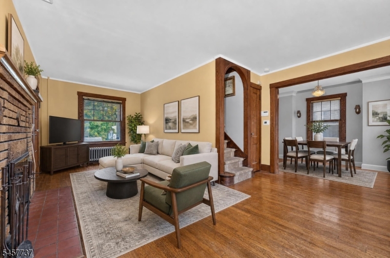 31 Frederick St