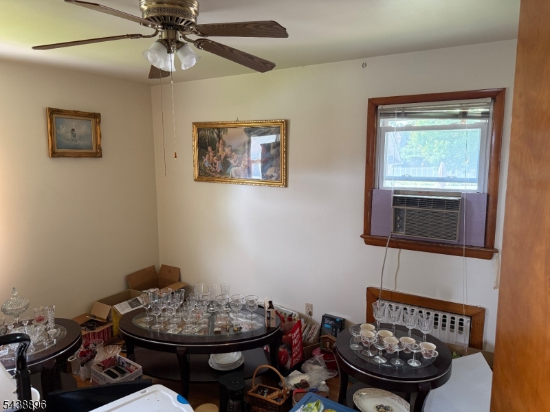 301 Valley Rd