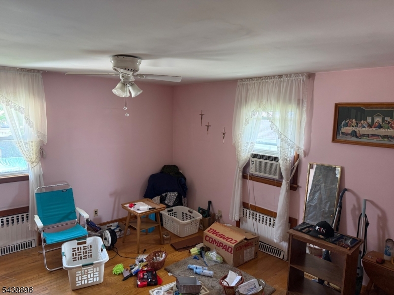 301 Valley Rd