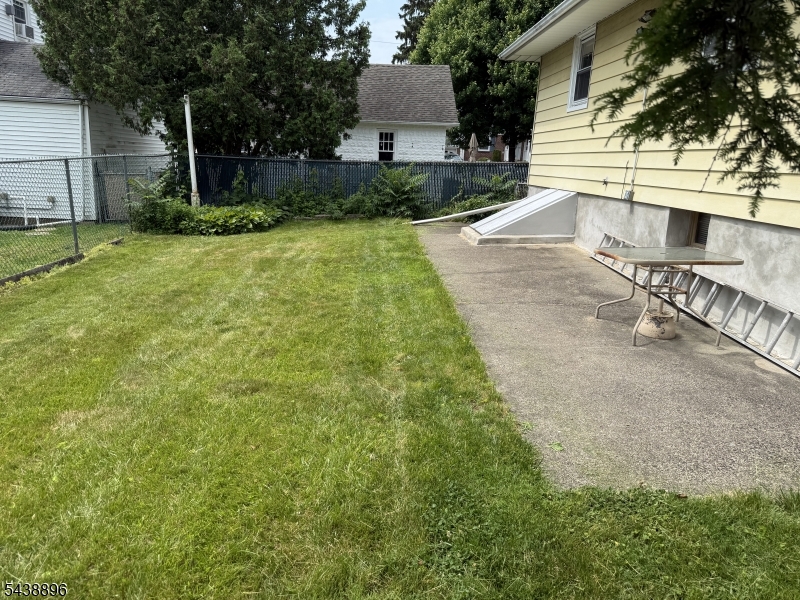 301 Valley Rd
