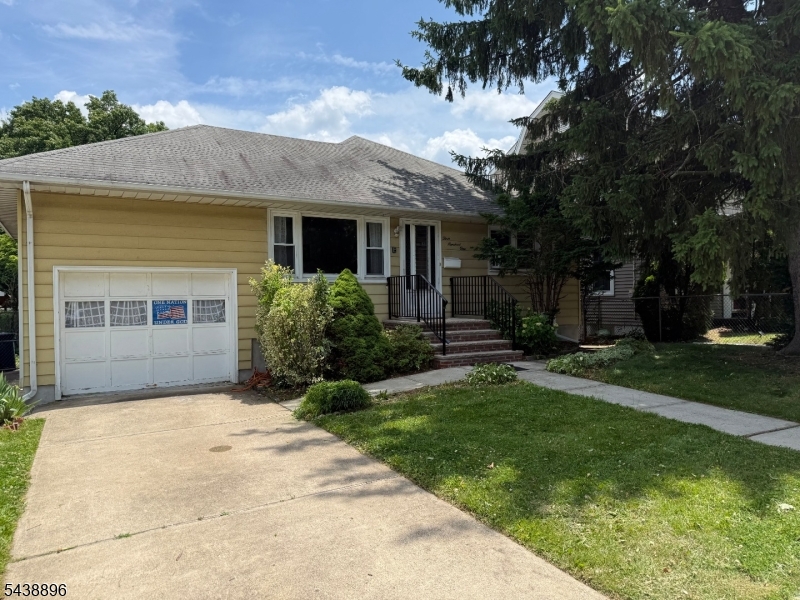 301 Valley Rd