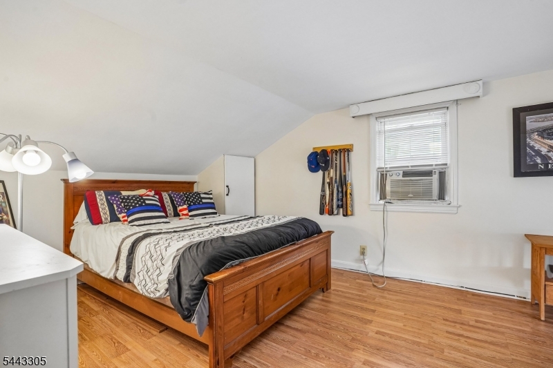 267 Kings Rd