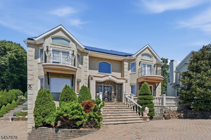 37 Mountainwood Ct