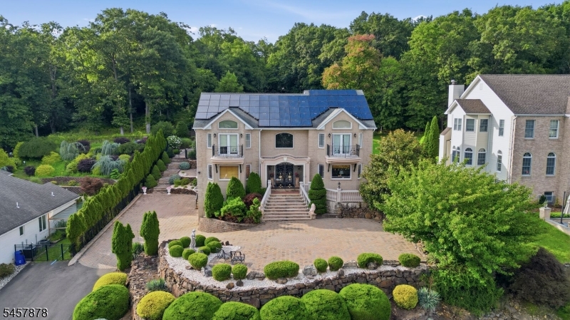 37 Mountainwood Ct