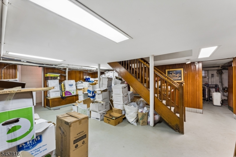 1415 N Wood Ave