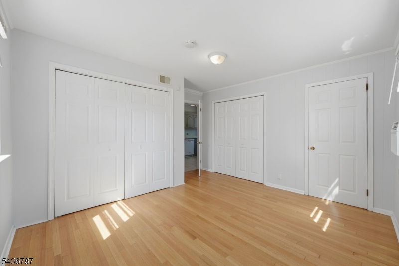 219 Magie Ave
