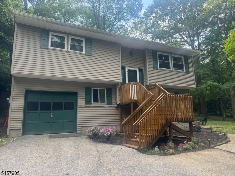 88 Wawayanda Rd