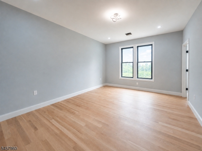 412 Gregory Rd