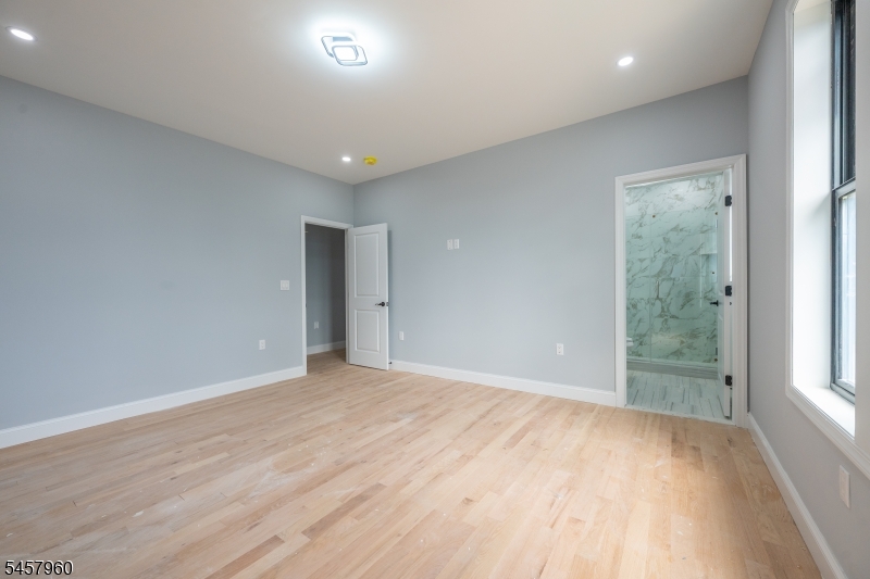 412 Gregory Rd