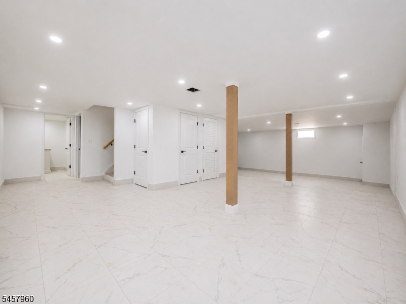 412 Gregory Rd
