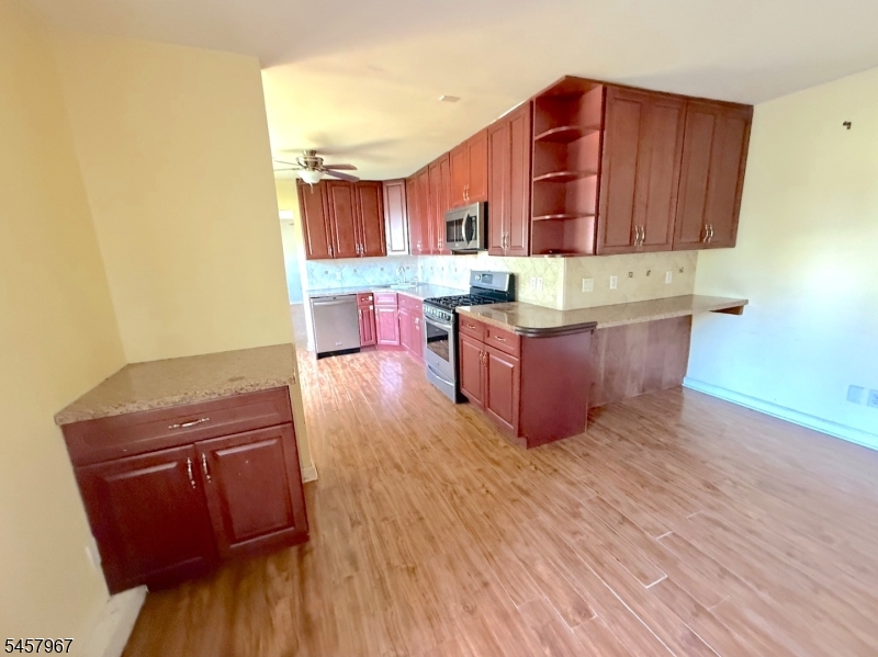 5 Brookside Ave