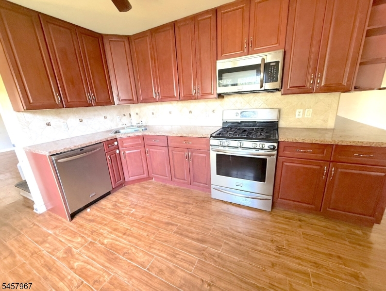 5 Brookside Ave