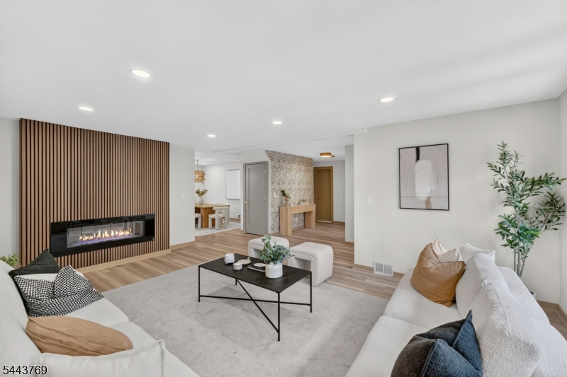 15 Elberta Rd