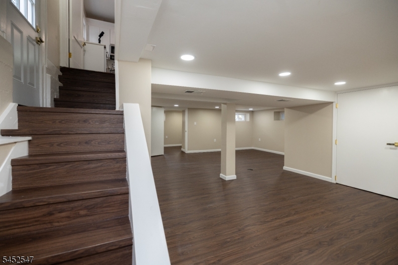 159 Vermont Ave