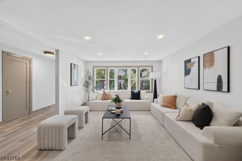 15 Elberta Rd