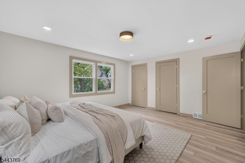 15 Elberta Rd