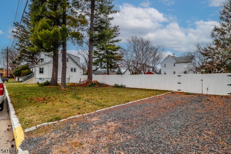 15 N River View Ave