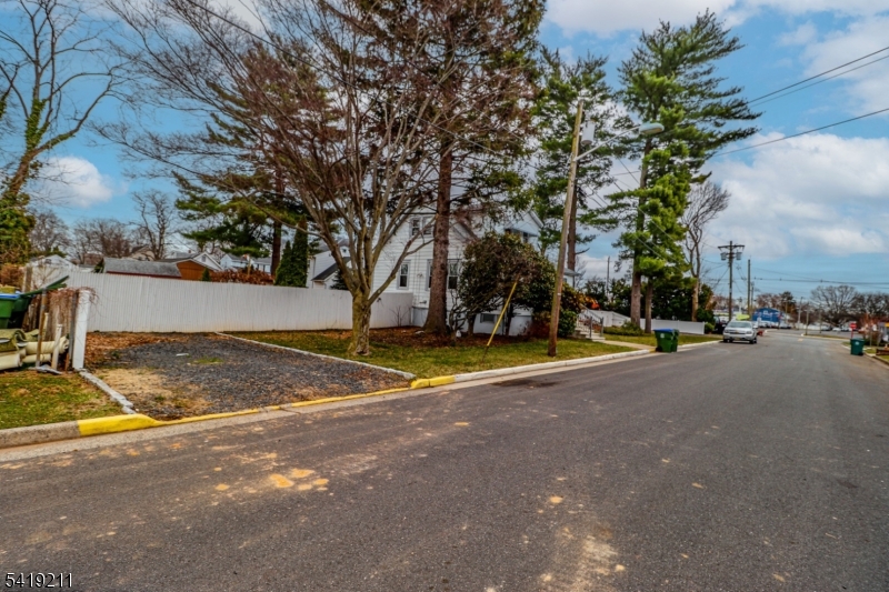 15 N River View Ave