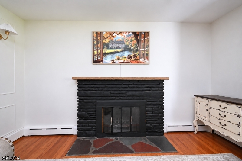 186 Macdonald Dr