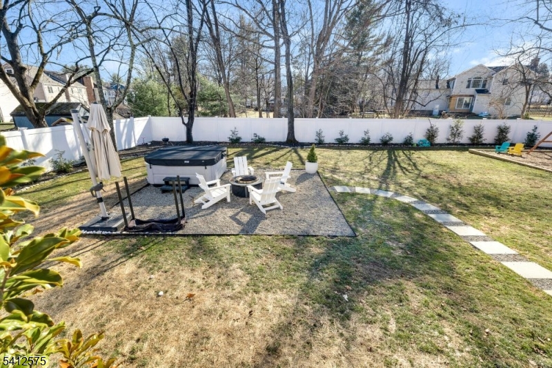 58 Edgewood Dr
