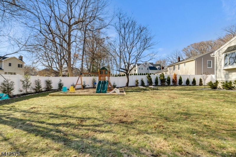 58 Edgewood Dr