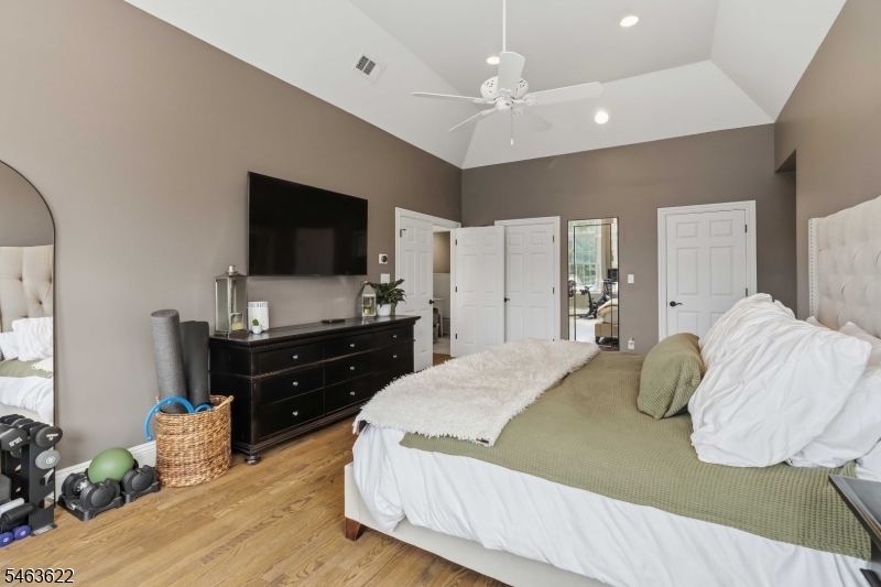 15 Chapel Pl