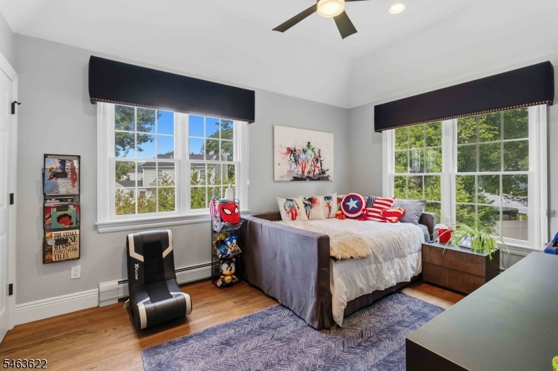 15 Chapel Pl