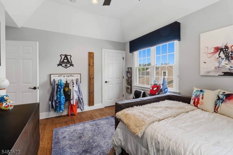 15 Chapel Pl