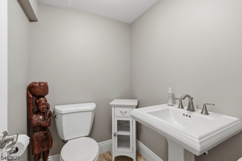 15 Chapel Pl