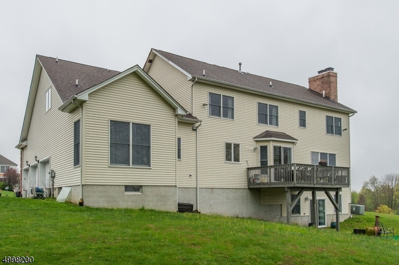 21 BONNIEVIEW LN