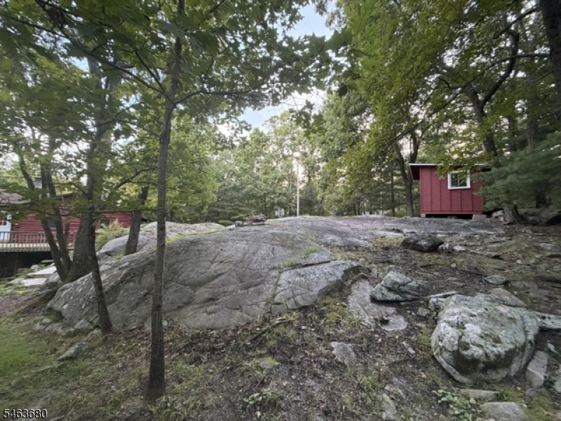 68 Mountain Spring Rd