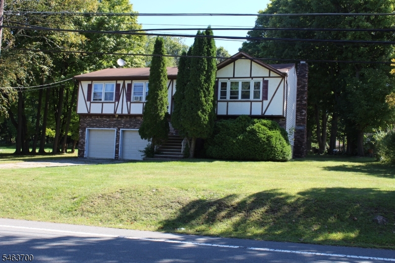37 Center Grove Rd