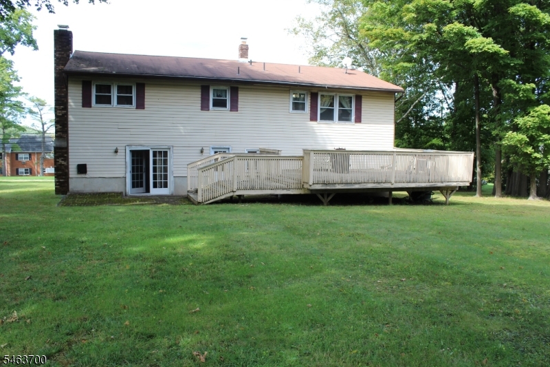 37 Center Grove Rd