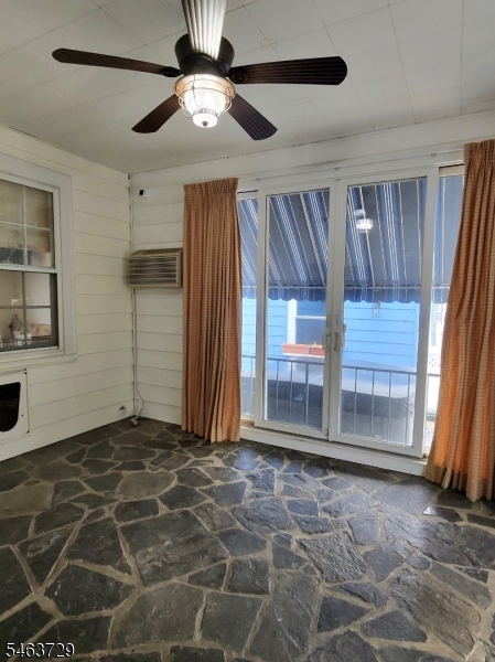 748 Livingston Rd