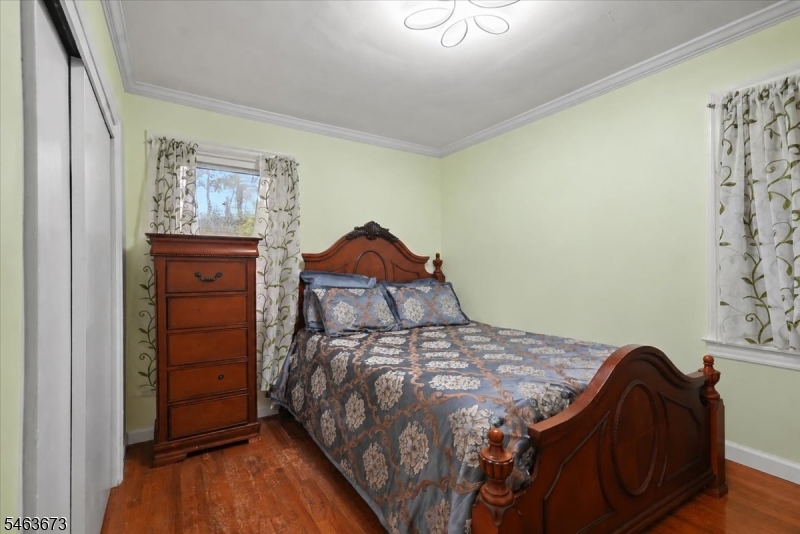 35 Deerfield Dr