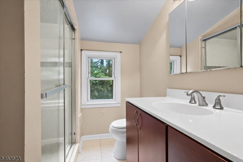 35 Deerfield Dr