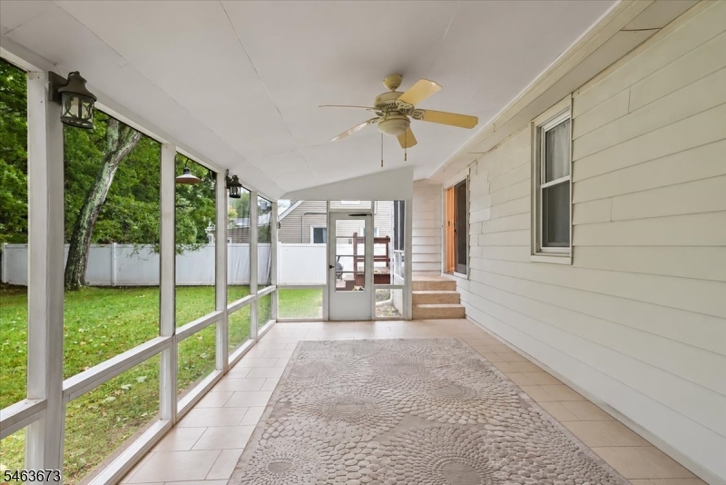 35 Deerfield Dr