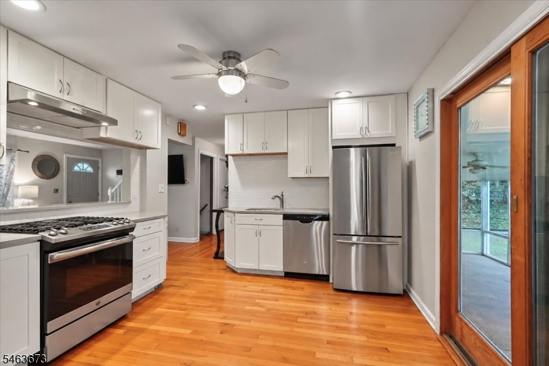 35 Deerfield Dr