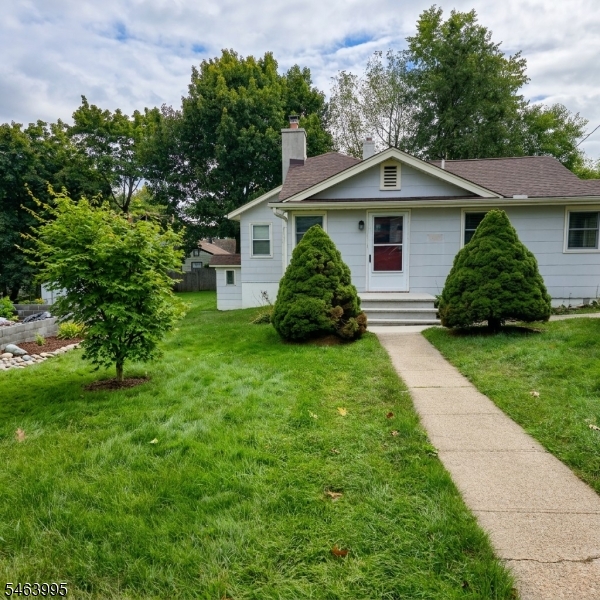 43 Chesapeake Ave